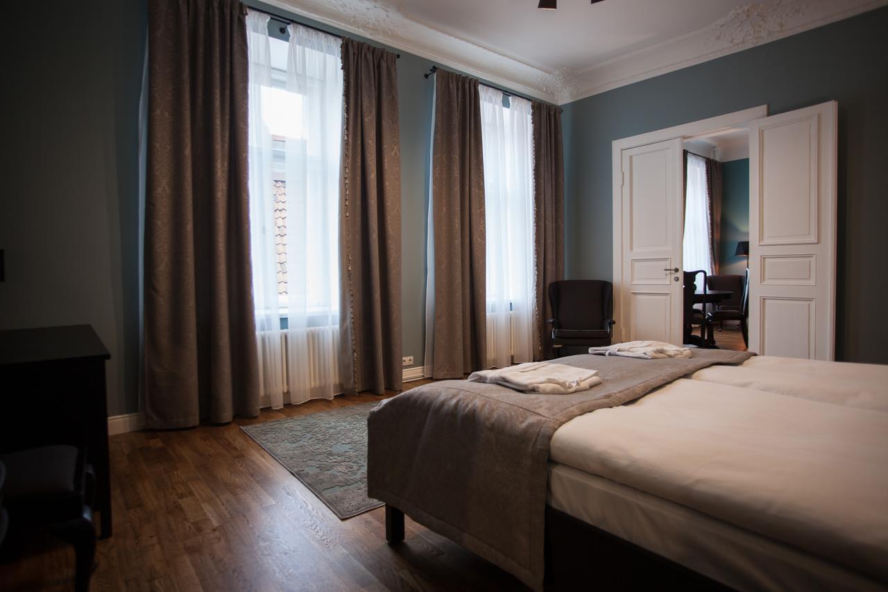 Sherlock Art Hotel Riga Bagian luar foto