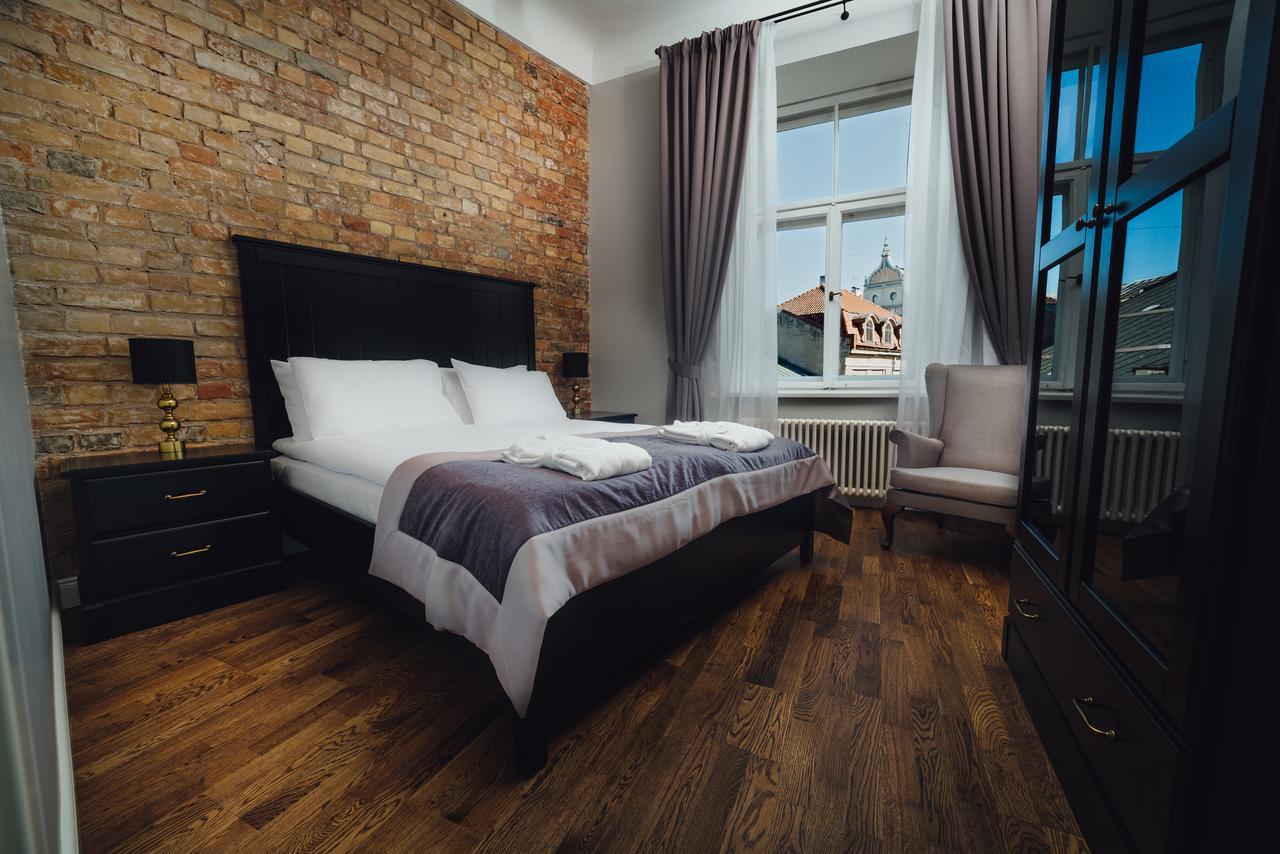 Sherlock Art Hotel Riga Bagian luar foto