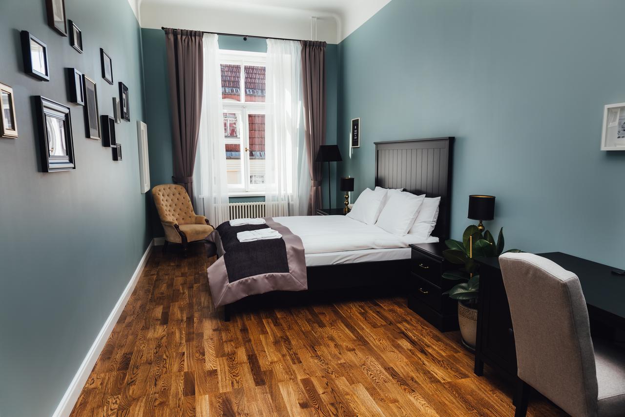 Sherlock Art Hotel Riga Bagian luar foto