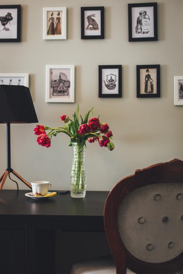 Sherlock Art Hotel Riga Bagian luar foto